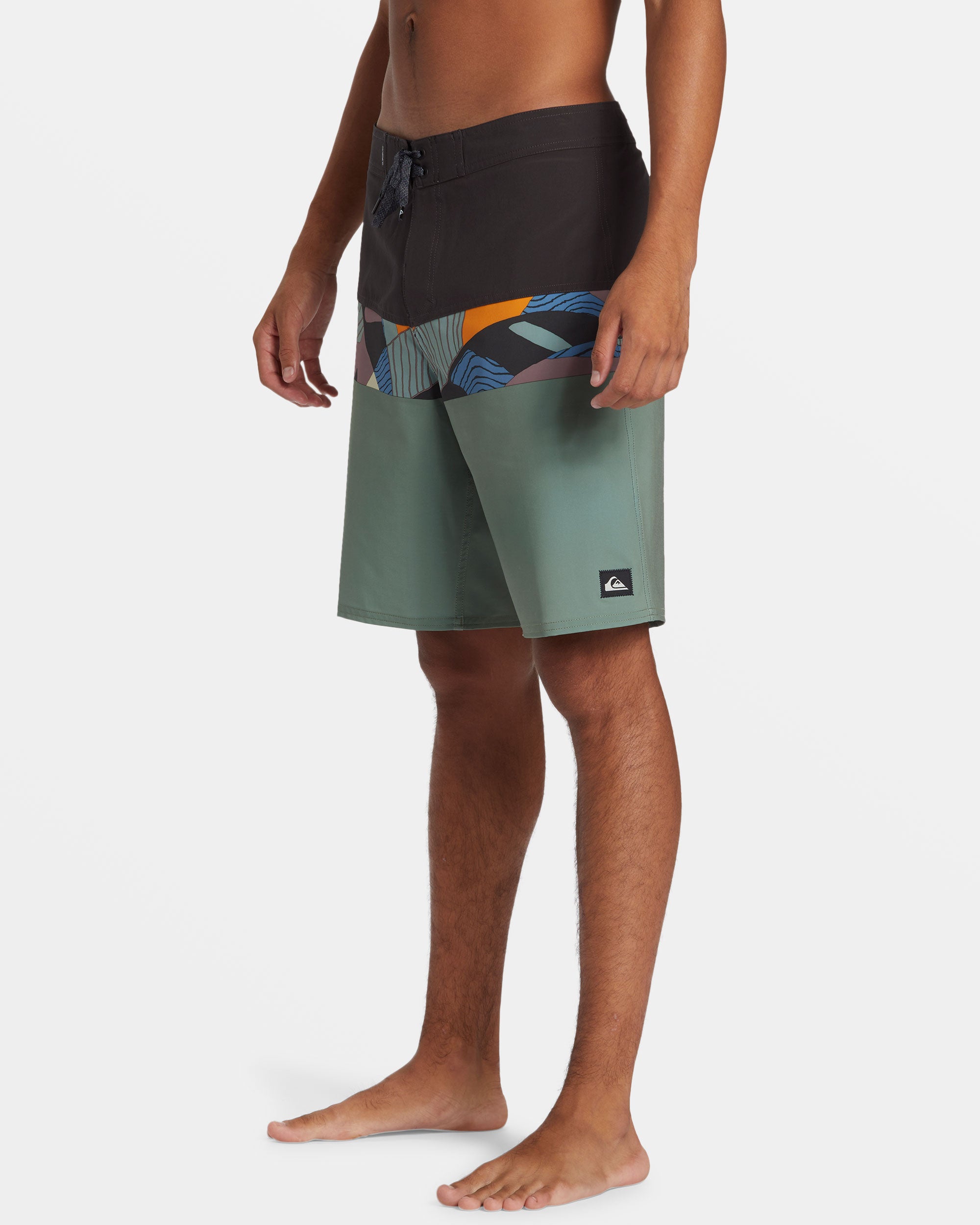 Surfsilk-Panel-20"-Boardshorts-Sea-Spray-4