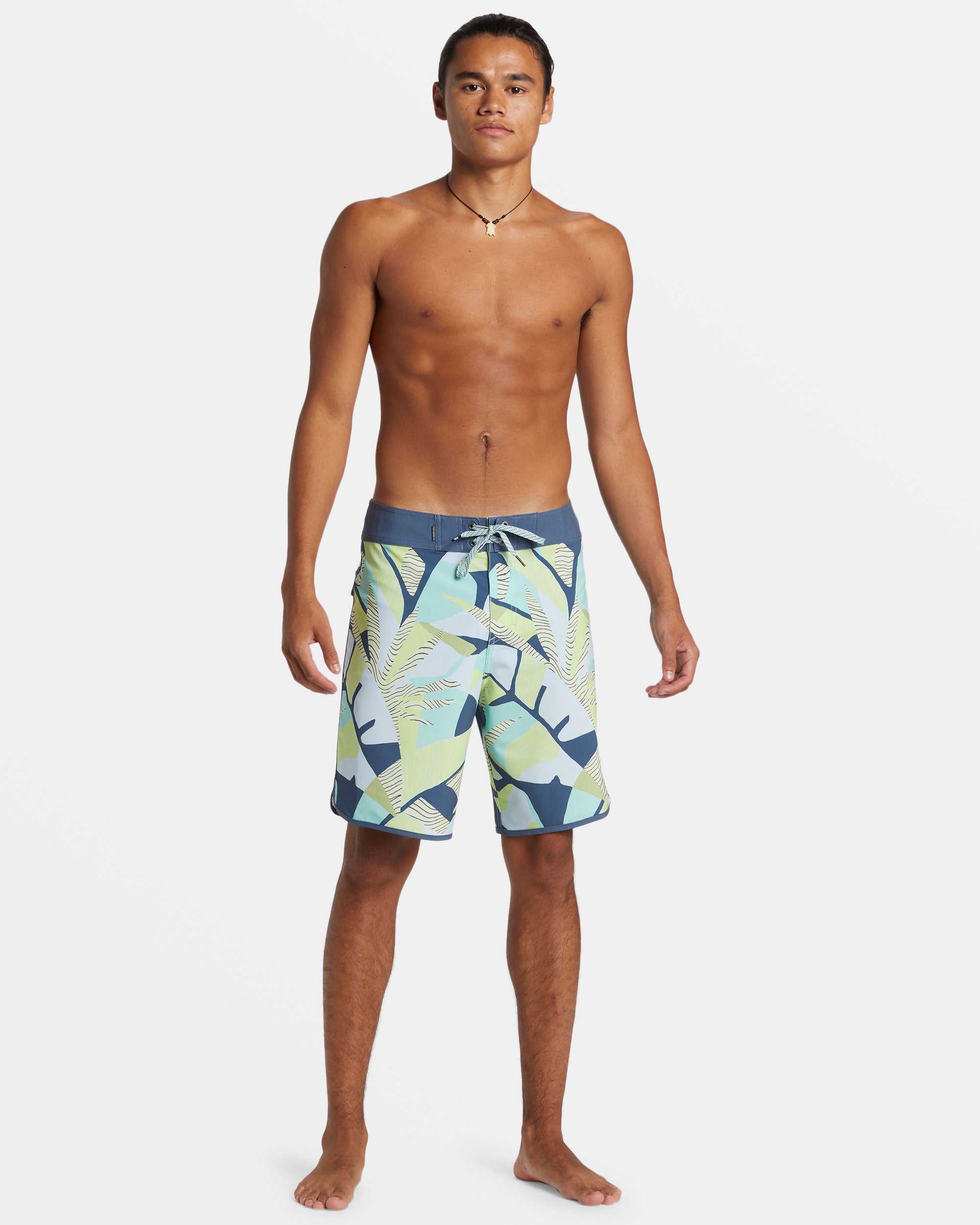 Surfsilk-Scallop-19"-Boardshorts-Aquifer-3