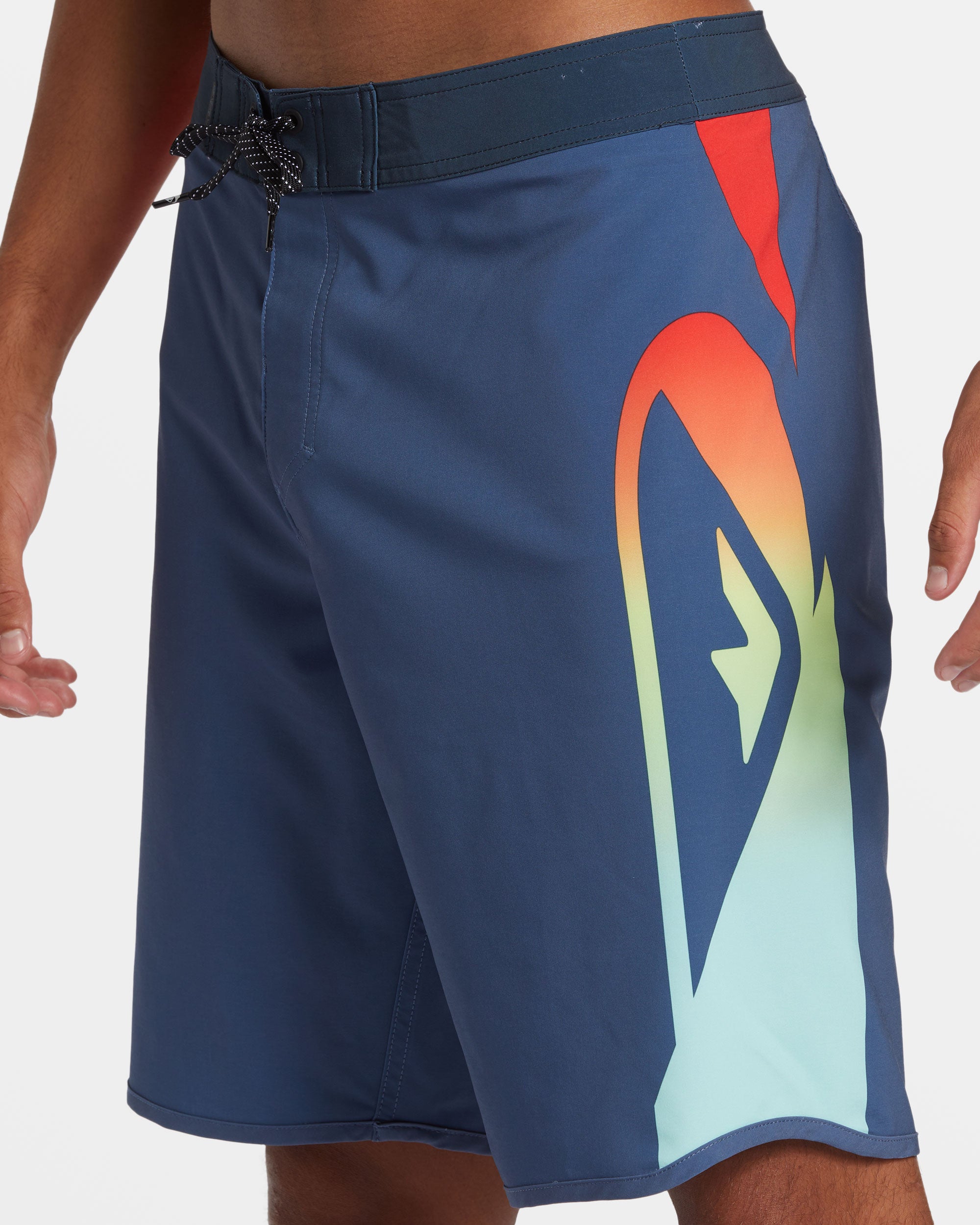 Surfsilk-Holmes-20"-Boardshorts-Vintage-Indigo-5