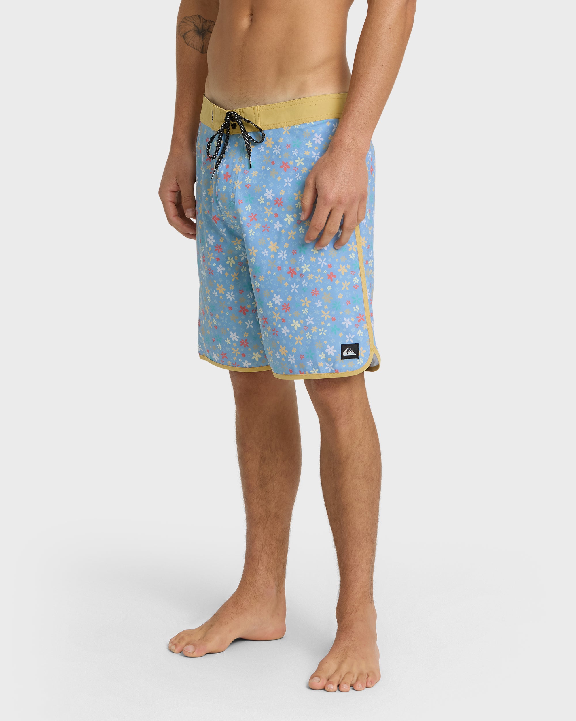 Surfsilk-Scallop-Ditsy-19"-Boardshorts-Ashley-Blue-4